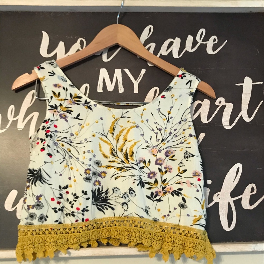 Staccato Crop Top